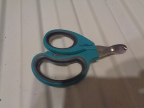 Cat claw clippers